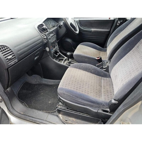 Vauxhall Zafira - 1.8i Comfort SE 5dr