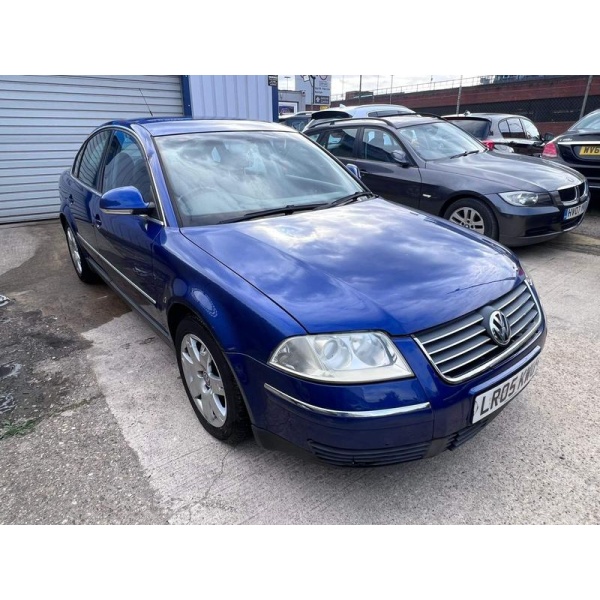 Volkswagen Passat - 1.9 TDI PD Sport 4dr
