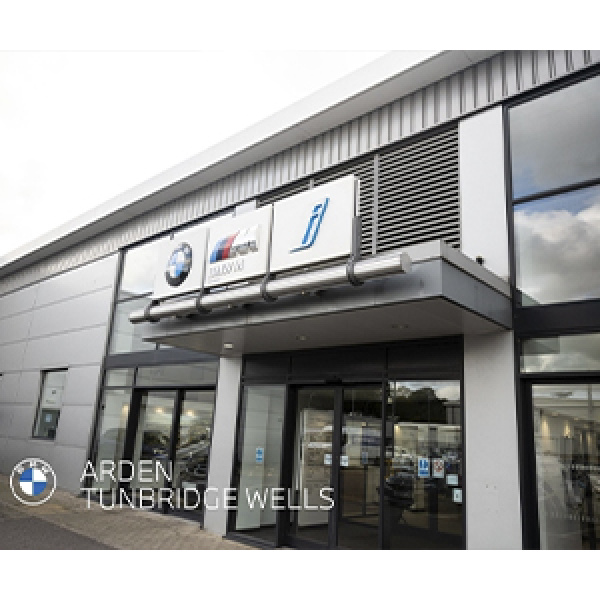 BMW 3 Series - 320i M Sport 4dr Step Auto [Pro Pack] 2.0