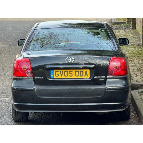 Toyota Avensis - 2.0L T SPIRIT VVT-I 4d 145 BHP
