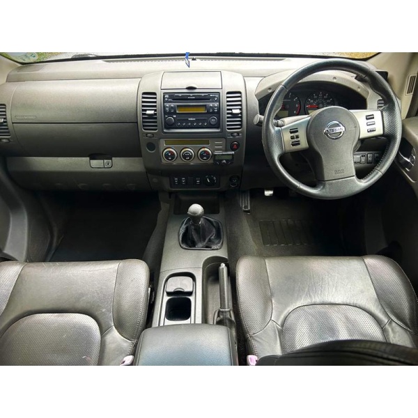Nissan Navara - 2.5 dCi Outlaw Pickup 4dr Diesel Manual (226 g/km, 174 bhp)