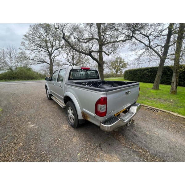 Isuzu Rodeo - 2.5 TD Denver Max Pickup 4dr Diesel Manual 4WD (214 g/km, 99 bhp)