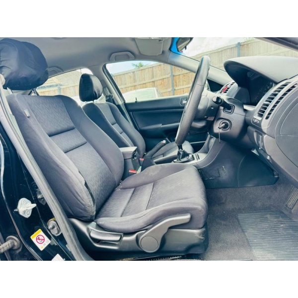 Honda Accord - 2.2 i-CDTi SE 4dr (hands free)