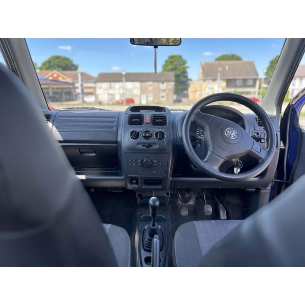 Vauxhall Agila - 1.0i 12v Expression 5dr