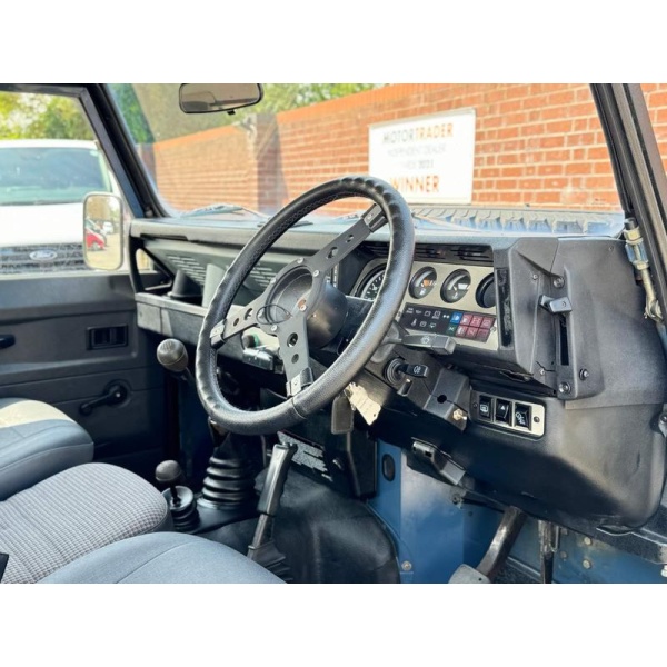 Land Rover Defender 90 - 2.5 TD Pick-Up 2dr