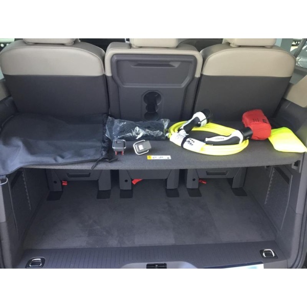 Volkswagen Multivan - 1.4 TSI 13kWh Style DSG L2 Euro 6 (s/s) 5dr