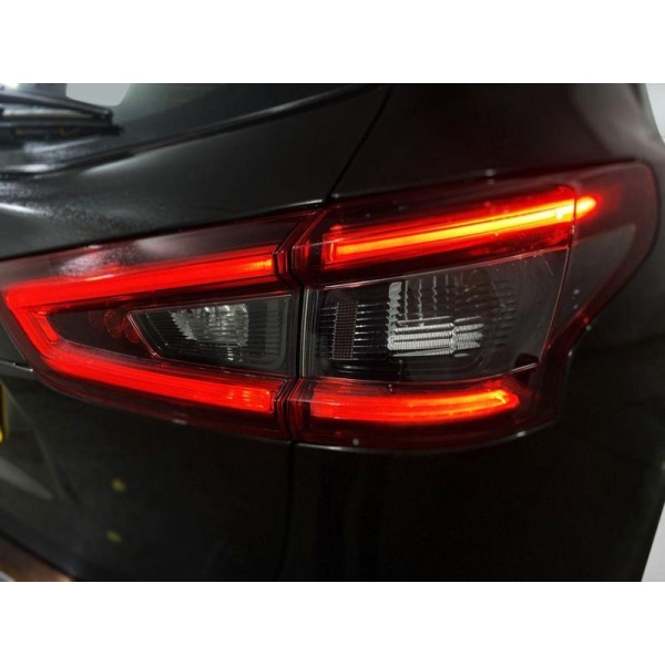 Nissan Qashqai - 1.3 DIG-T ACENTA PREMIUM 5d 158 BHP | Extended Warranties| AA Coverage*