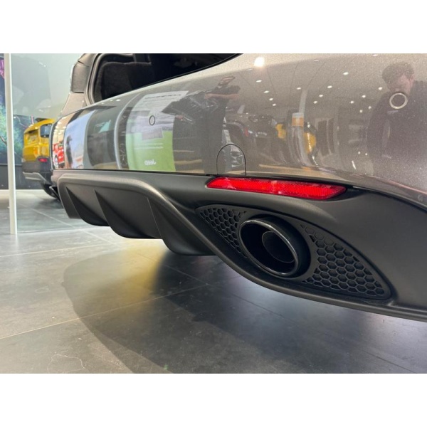 Alfa Romeo Giulia - 2.0T Veloce Auto Euro 6 (s/s) 4dr