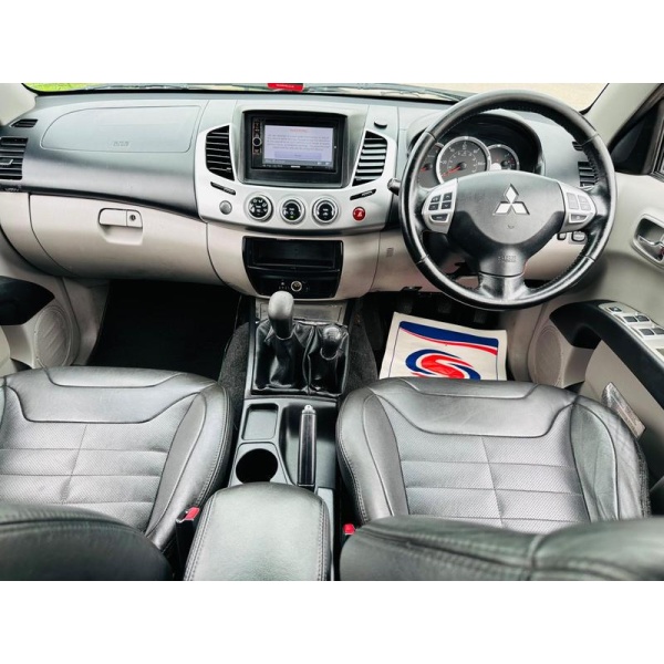 Mitsubishi L200 - 2.5 DI-D Barbarian 4WD Euro 5 4dr (LB)