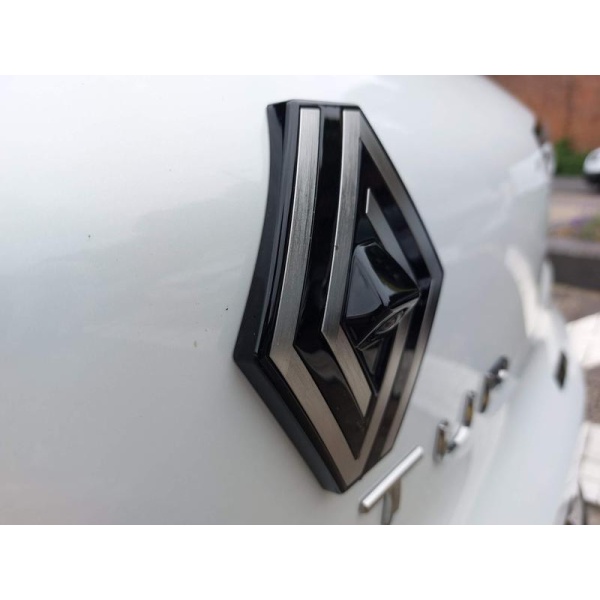 Renault Captur - techno E-Tech full hybrid 145 ^MY25] 1.6 5dr