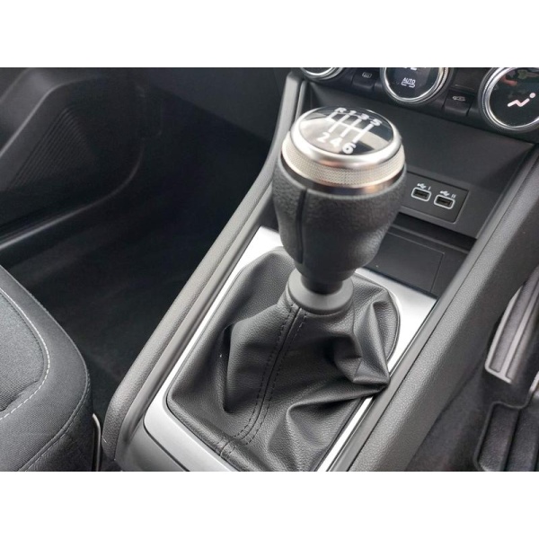 Renault Captur - 1.0 TCe evolution Euro 6 (s/s) 5dr