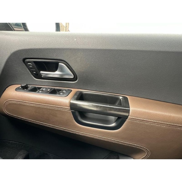 Volkswagen Amarok - 2.0 BiTDI Highline 4Motion Selectable Euro 5 4dr