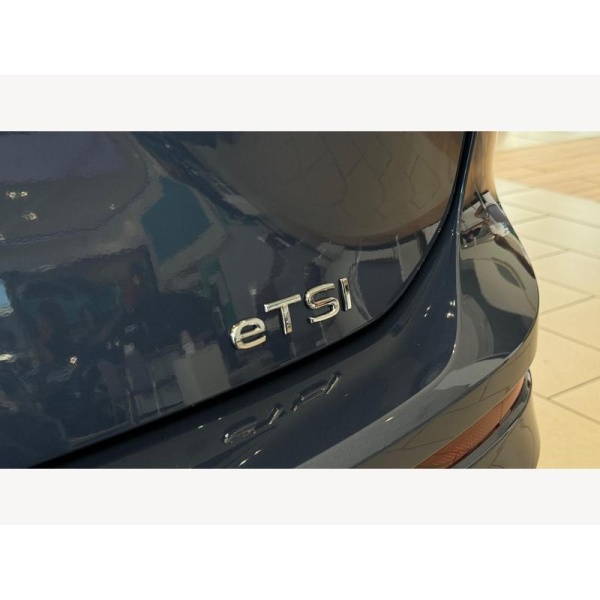 Volkswagen Golf - 1.5 eTSI MHEV Life DSG Euro 6 (s/s) 5dr