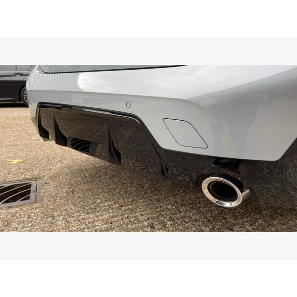BMW 3 Series - 2.0 320i M Sport Auto Euro 6 (s/s) 4dr