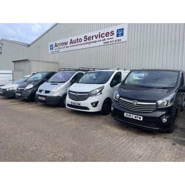 Nissan Navara - 2.5 dCi Outlaw 4dr