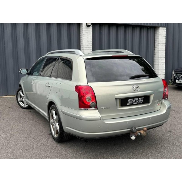 Toyota Avensis - 2.2 D-4D T180 Estate 5dr Diesel Manual (163 g/km, 175 bhp)