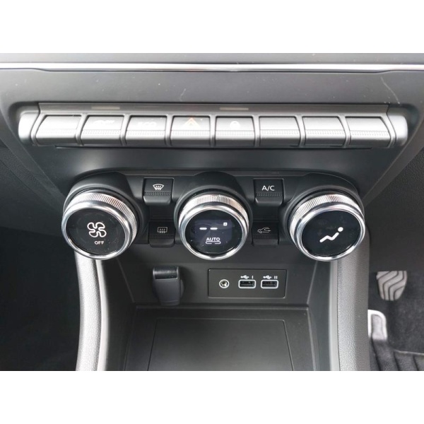 Renault Captur - 1.0 TCe evolution Euro 6 (s/s) 5dr