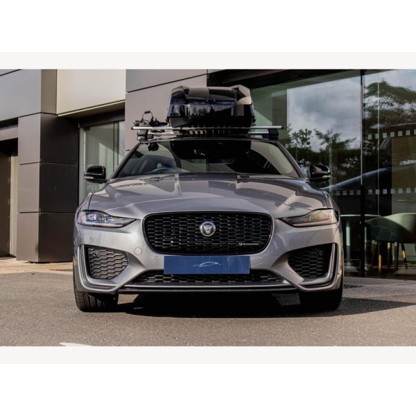 Jaguar XE - 2.0 D200 MHEV R-Dynamic SE Black Auto Euro 6 (s/s) 4dr