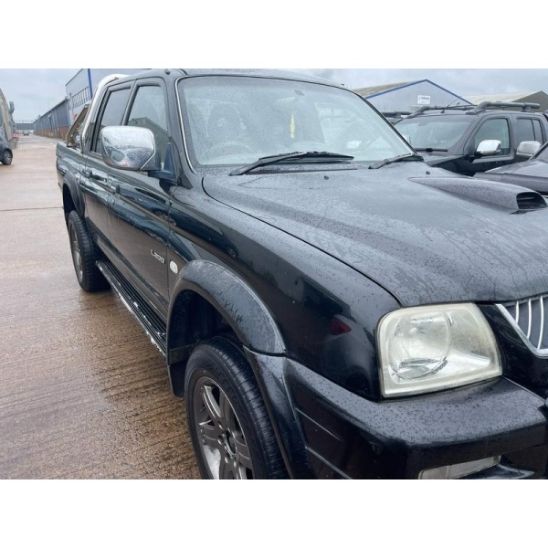 Mitsubishi L200 - 2.5 TD 4Life 4dr