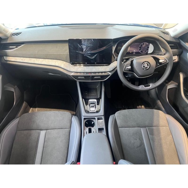 SKODA Octavia - 1.5 TSI e-TEC MHEV ACT First Edition DSG Euro 6 (s/s) 5dr