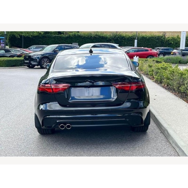 Jaguar XE - 2.0 D200 MHEV R-Dynamic SE Black Auto Euro 6 (s/s) 4dr