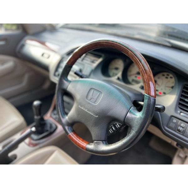 Honda Accord - 2.3i Type V 4dr