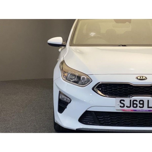 KIA Ceed - 1.0 T-GDI 120 Bhp 2 NAV SPORTSWAGON (VQ) 5dr