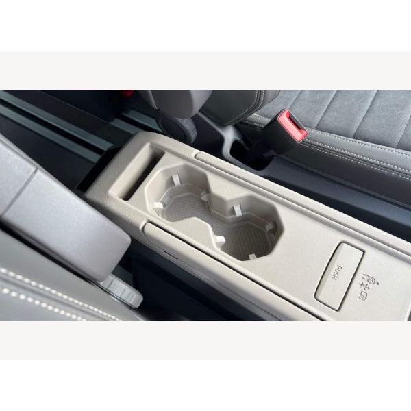 Volkswagen Multivan - 1.4 TSI 13kWh Style DSG L2 Euro 6 (s/s) 5dr