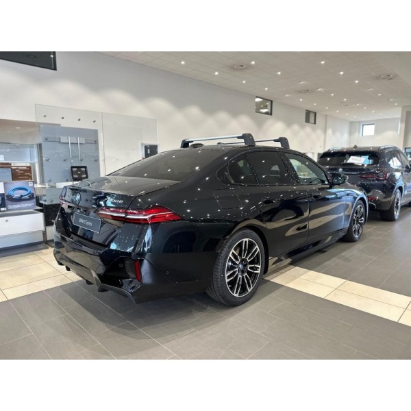 BMW 5 Series - 2.0 530e 22.1kWh M Sport Steptronic Euro 6 (s/s) 4dr
