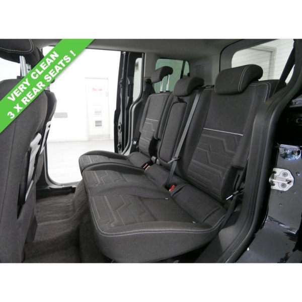 Ford Tourneo Connect - 1.6 TDCI 115 BHP TITANIUM EDITION 5 SEATER ( PAN ROOF ) 5dr