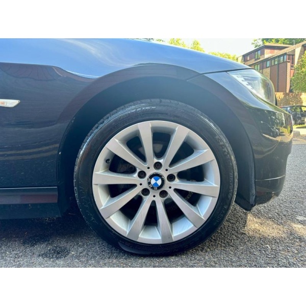 BMW 3 Series - 2.0 318i SE Steptronic Euro 5 4dr