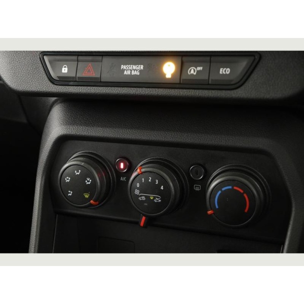 Dacia Sandero Stepway - Sandero Stepway 1.0 TCe Expression 5dr Hatchback