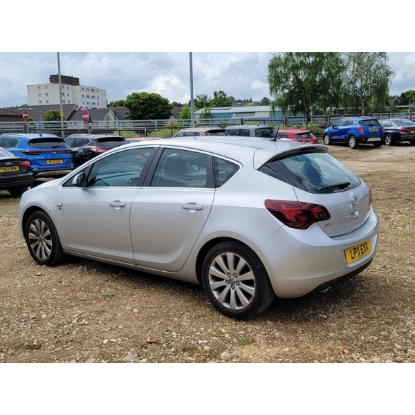 Vauxhall Astra - 1.4T 16v Elite Euro 5 5dr