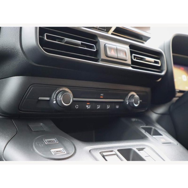 Citroen E-berlingo - 52kWh PLUS M XL MPV Auto 5dr (7.4kW Charger)