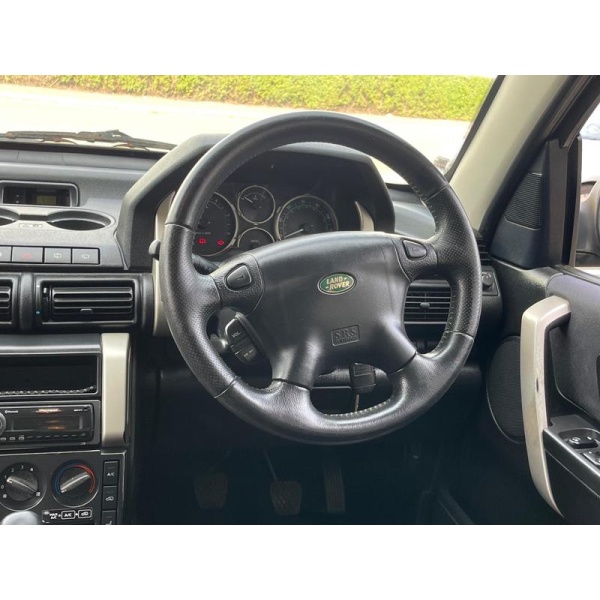 Land Rover Freelander - 2.0 TD4 Sport 5dr