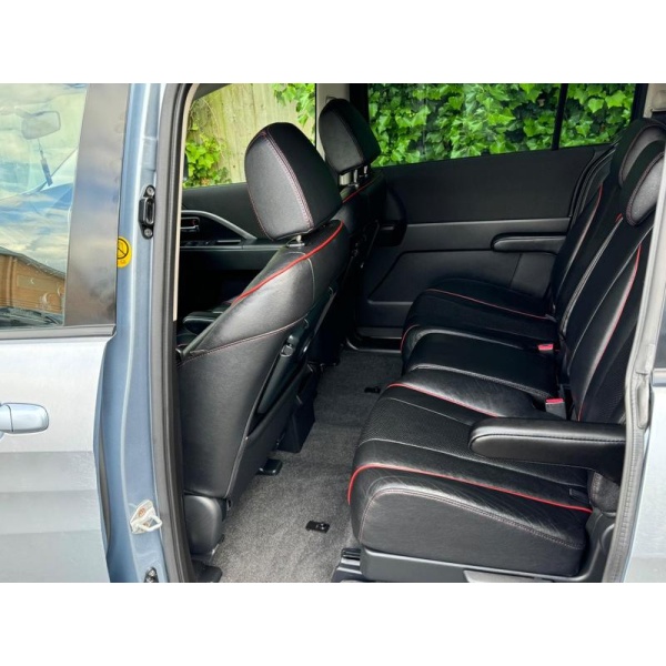 Mazda Mazda5 - 2.0 Sport Euro 5 (s/s) 5dr