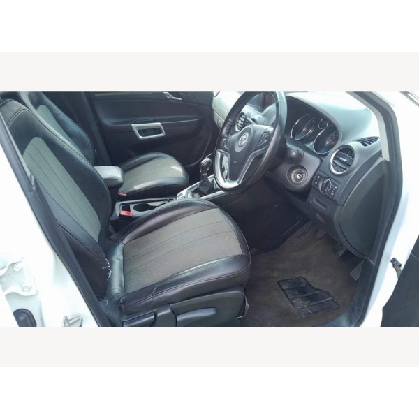 Vauxhall Antara - 2.2 CDTi Exclusiv 4WD Euro 5 (s/s) 5dr