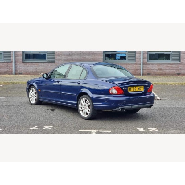 Jaguar X-type - 2.5 V6 Sport (AWD) 4dr