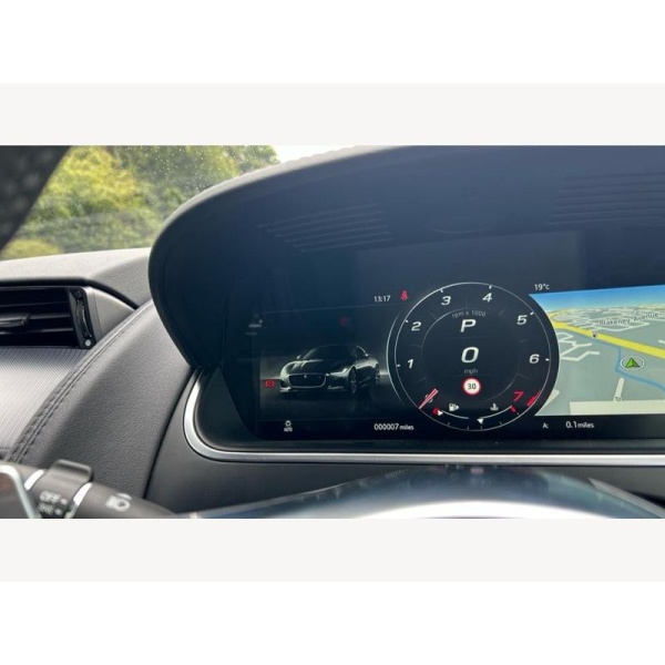 Jaguar F-type - 2.0 P300 R-Dynamic - MASSIVE SAVING!! -Heated seats and Heated steering whe 2dr