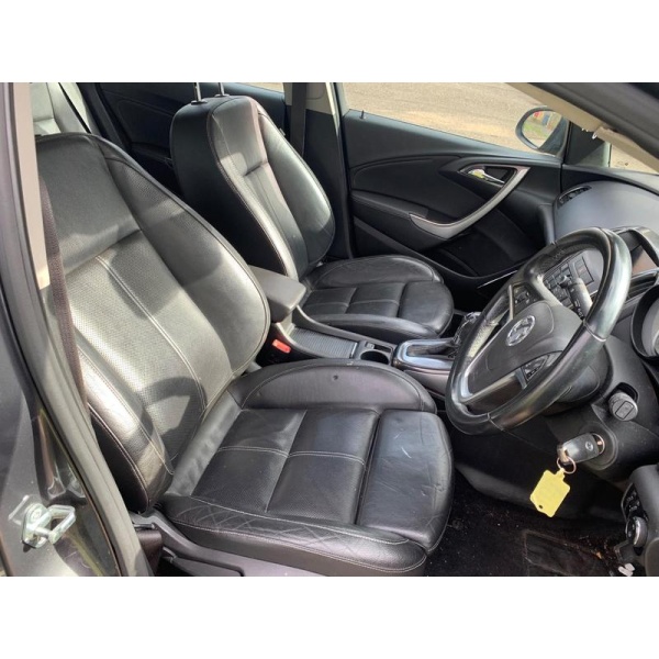 Vauxhall Astra - 1.6 16v Elite Auto Euro 5 5dr