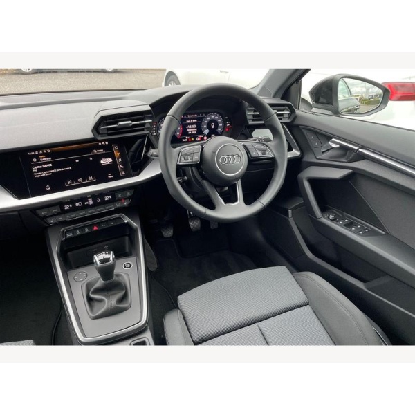 Audi A3 Saloon - AUDI A3 Saloon Sport 35 TFSI 150 PS 6-speed 1.5 4dr