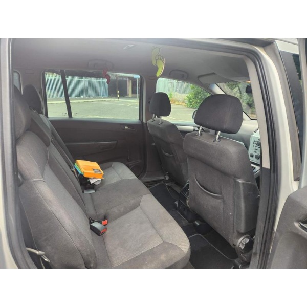 Vauxhall Zafira - 1.6 16V Active Plus MPV 5dr Petrol Manual Euro 4 (115 ps)