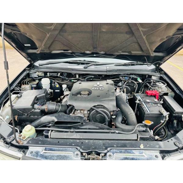 Mitsubishi L200 - 2.5 DI-D Barbarian 4WD Euro 5 4dr (LB)