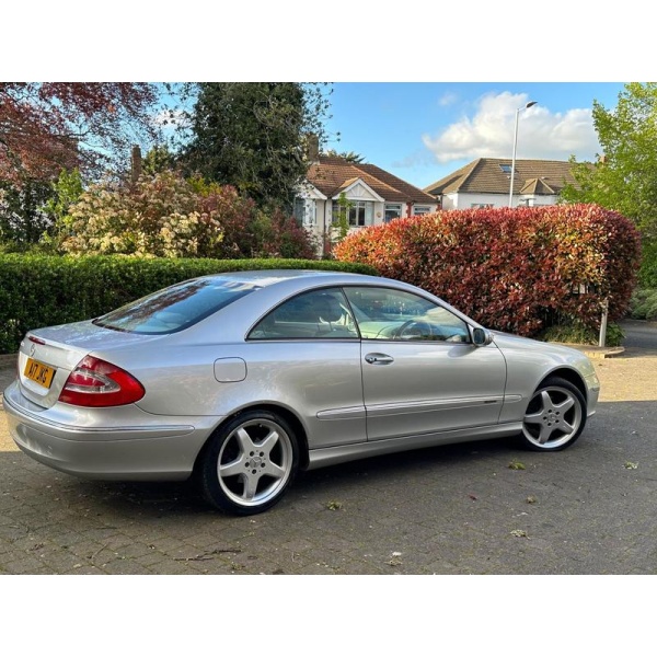 Mercedes-Benz CLK - 3.2 CLK320 Elegance 2dr
