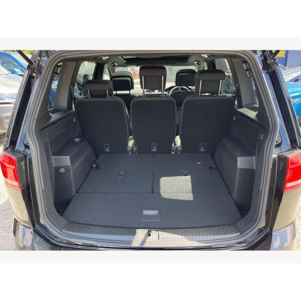Volkswagen Touran - 1.5 TSI EVO R-Line DSG Euro 6 (s/s) 5dr