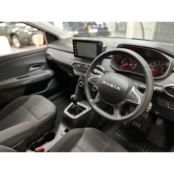 Dacia Jogger - 1.0 TCe EXTREME MPV 5dr Petrol Manual Euro 6 (s/s) (110 ps)