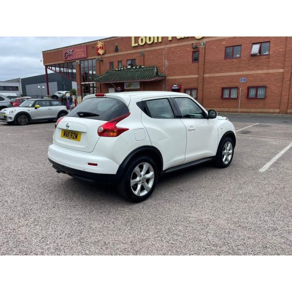 Nissan Juke - 1.6 Acenta Euro 5 5dr