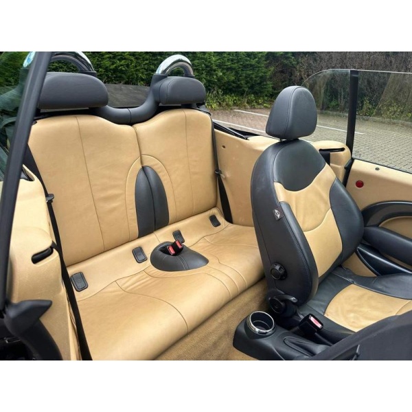 MINI Convertible - 1.6 One Convertible 2dr Petrol Manual Euro 3 (90 ps)