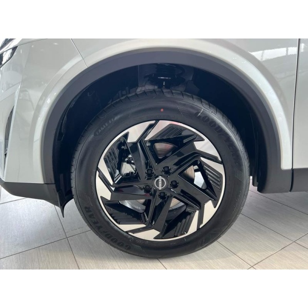 Nissan Qashqai - 1.3 DIG-T MHEV N-Connecta Euro 6 (s/s) 5dr