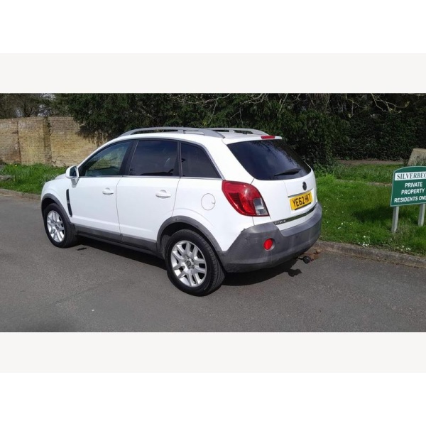 Vauxhall Antara - 2.2 CDTi Exclusiv 4WD Euro 5 (s/s) 5dr